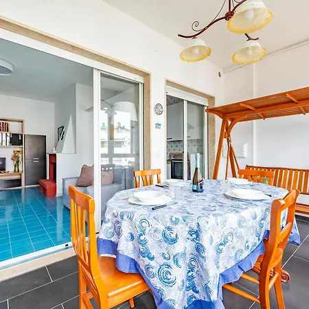 Sea Tower Sea Front - Happy Apartamento